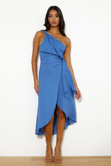 Holding On Midi Dress Blue